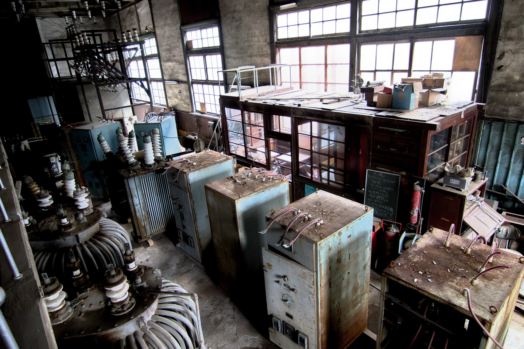 abandoned, haikyo, ruin, urban exploration, urbex