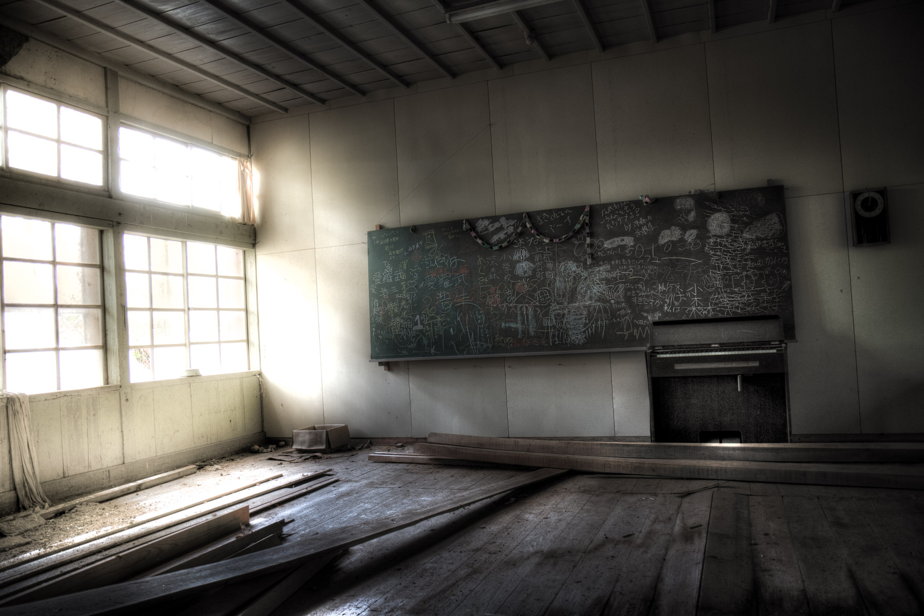 abandoned, haikyo, japan, japanese, ruin, school, shikoku, urban exploration, urbex
