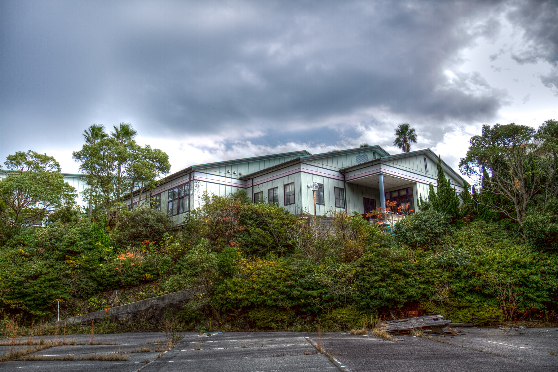 abandoned, amusement-park, attraction-park, haikyo, japan, japanese, ruin, shikoku, theme-park, urban exploration, urbex