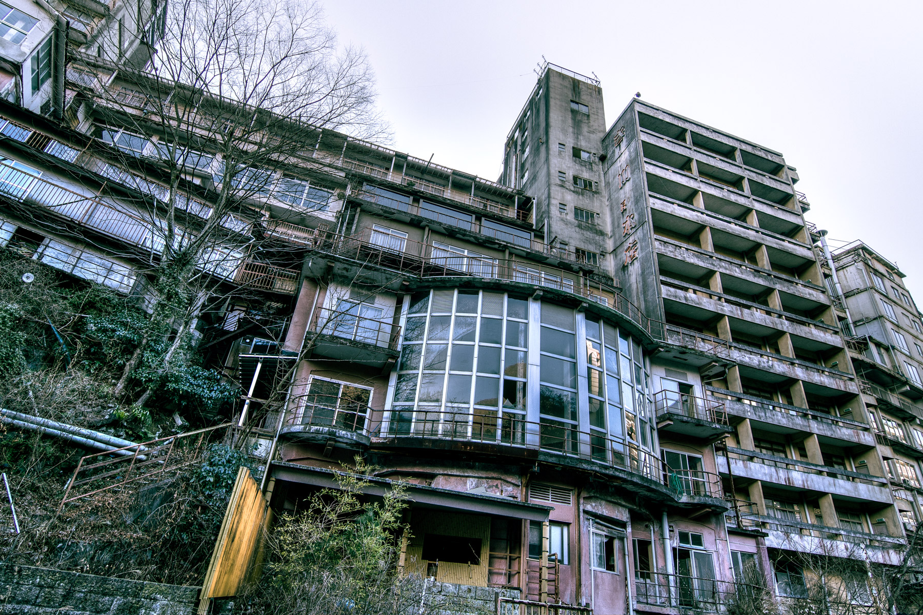 abandoned, haikyo, hotel, ruin, urban exploration, urbex