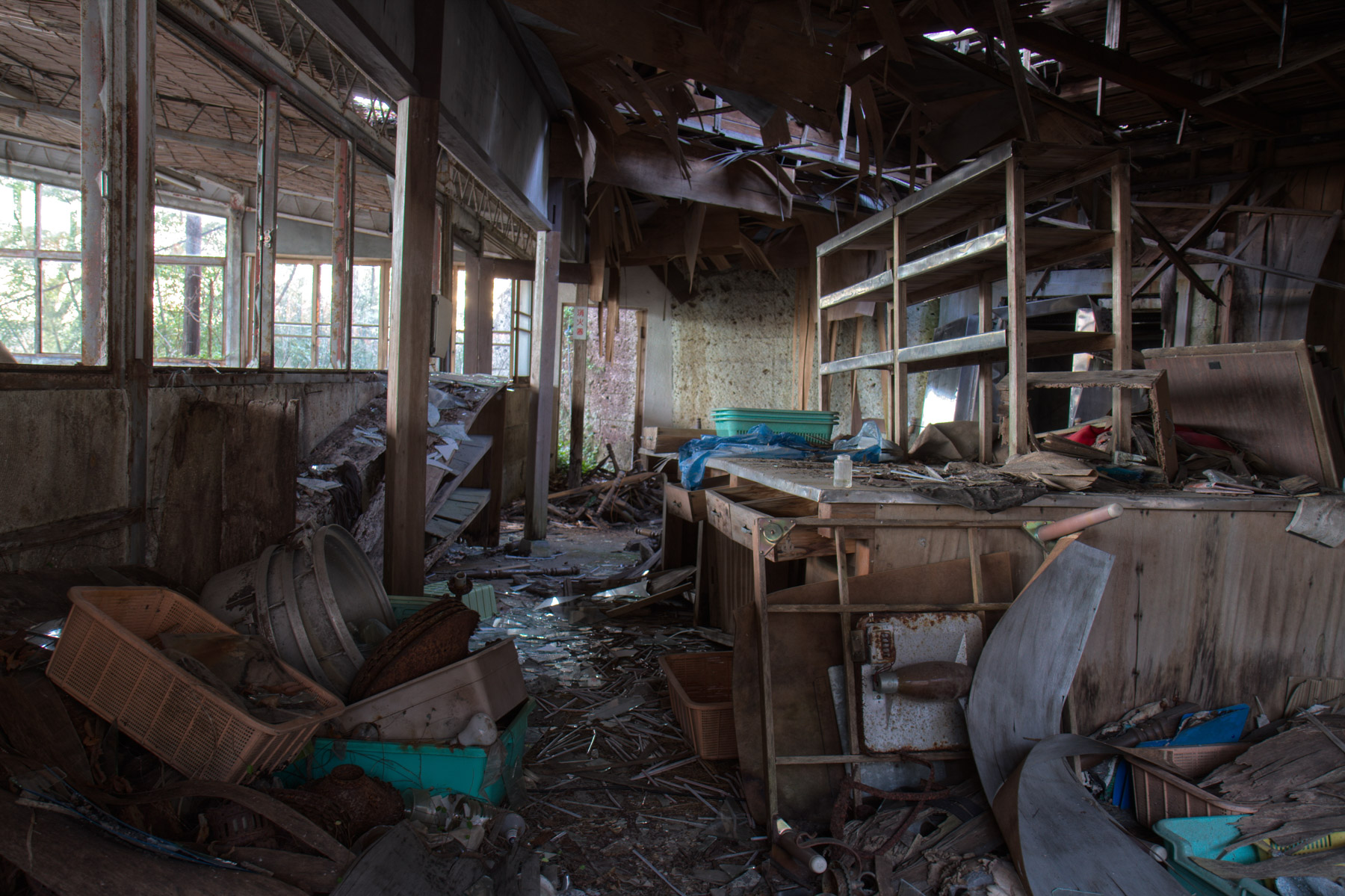 abandoned, haikyo, hotel, ruin, urban exploration, urbex