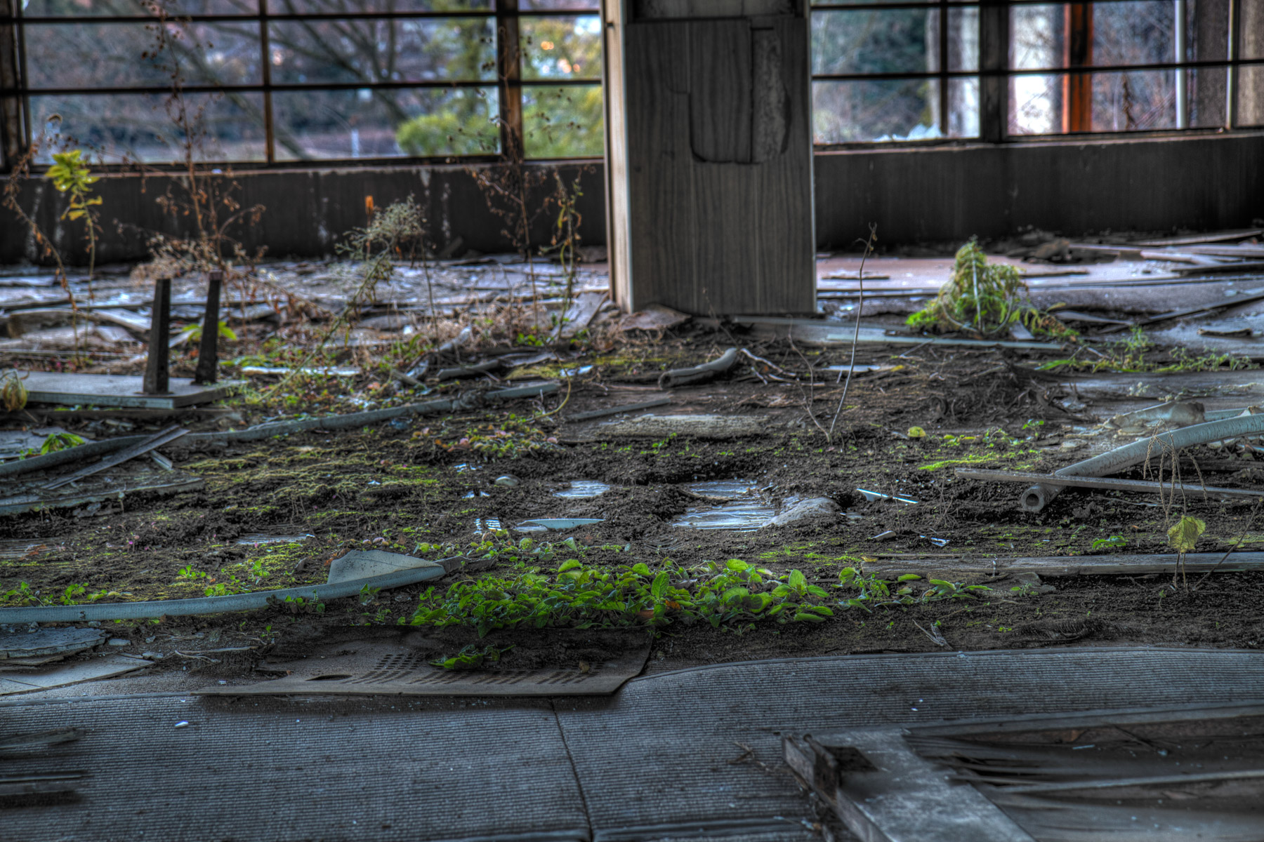 abandoned, haikyo, hotel, ruin, urban exploration, urbex