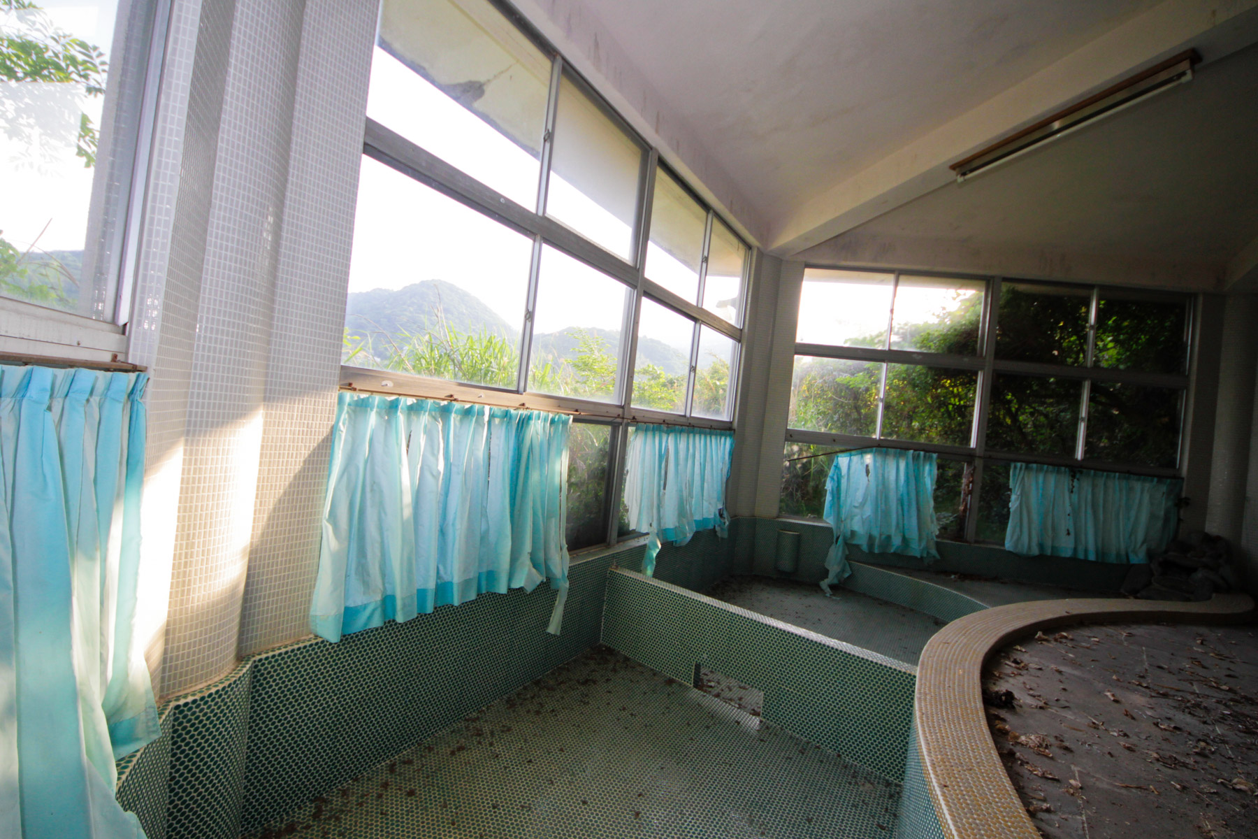 abandoned, haikyo, house, ruin, urban exploration, urbex