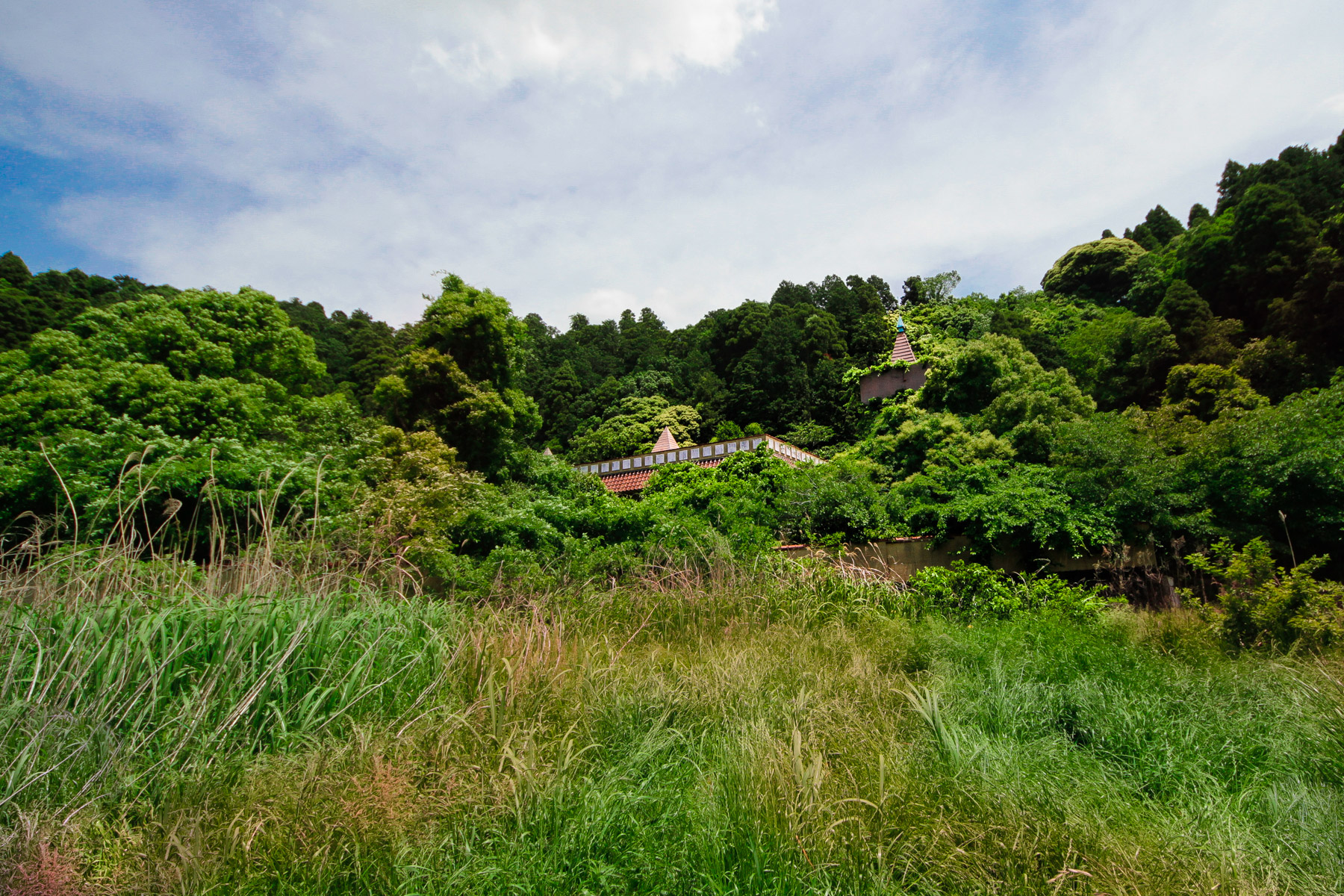 abandoned, haikyo, hotel, ruin, urban exploration, urbex
