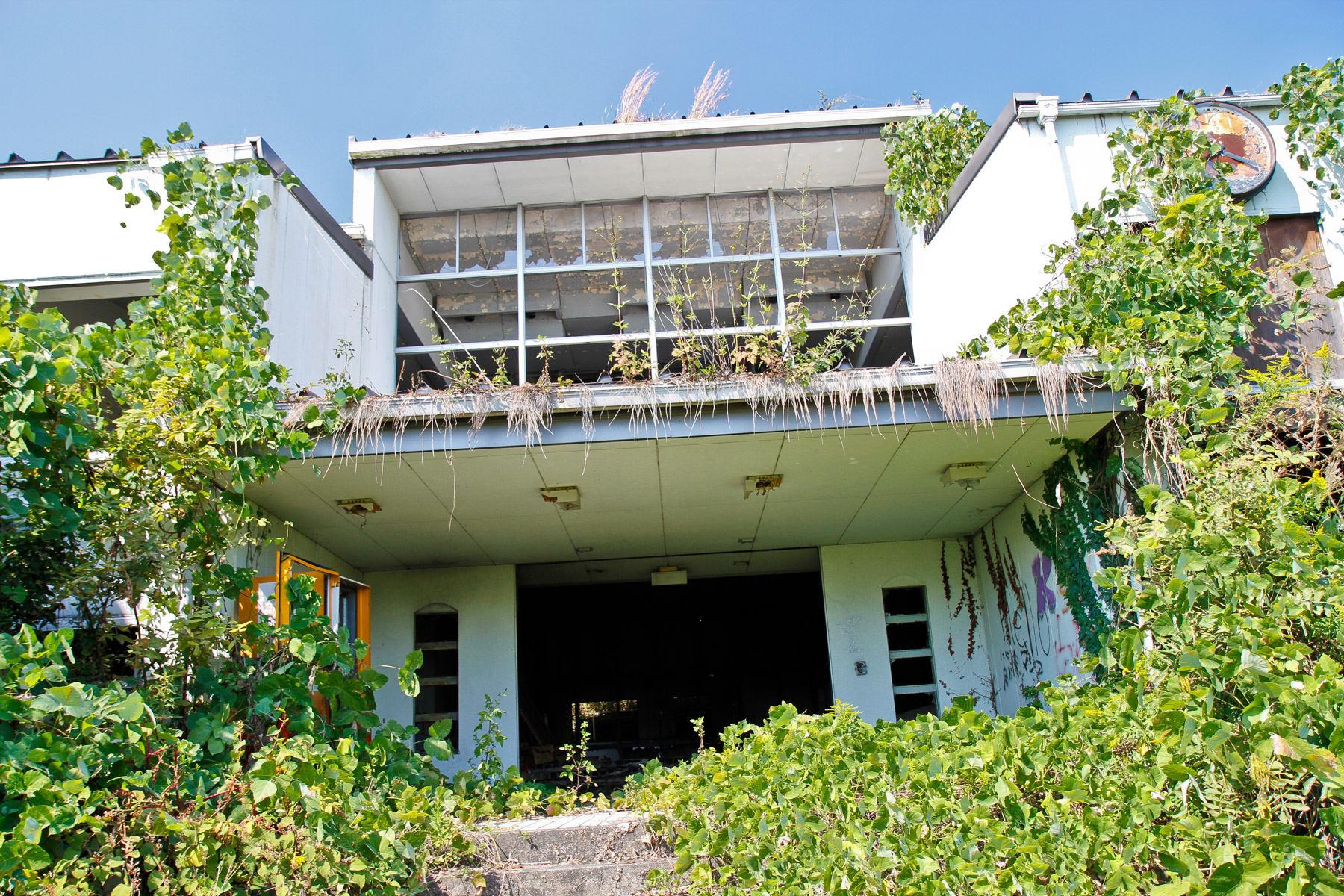 abandoned, chubu, gifu, haikyo, japan, japanese, ruin, school, urban exploration, urbex