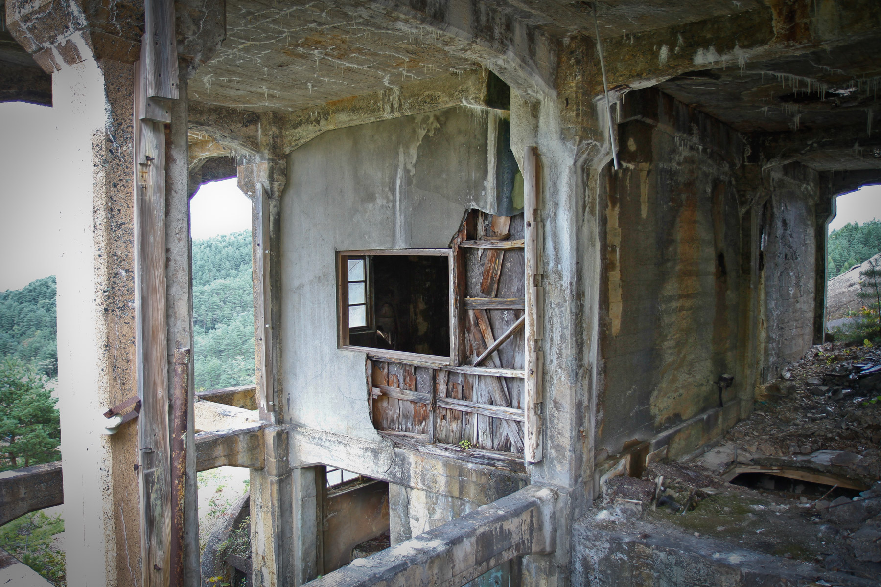 abandoned, akita, factory, haikyo, japan, japanese, mine, ruin, tohoku, urban exploration, urbex