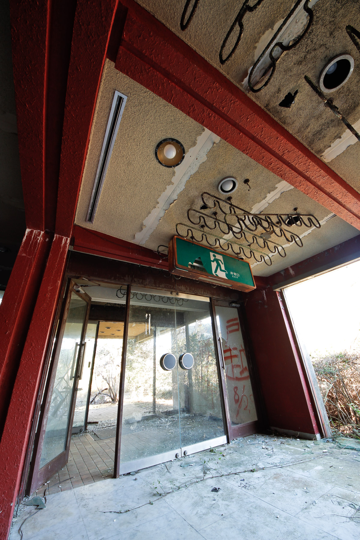 abandoned, haikyo, ruin, urban exploration, urbex