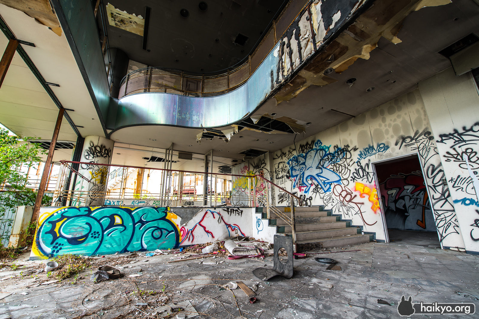 Reception of the Rainbow Hotel