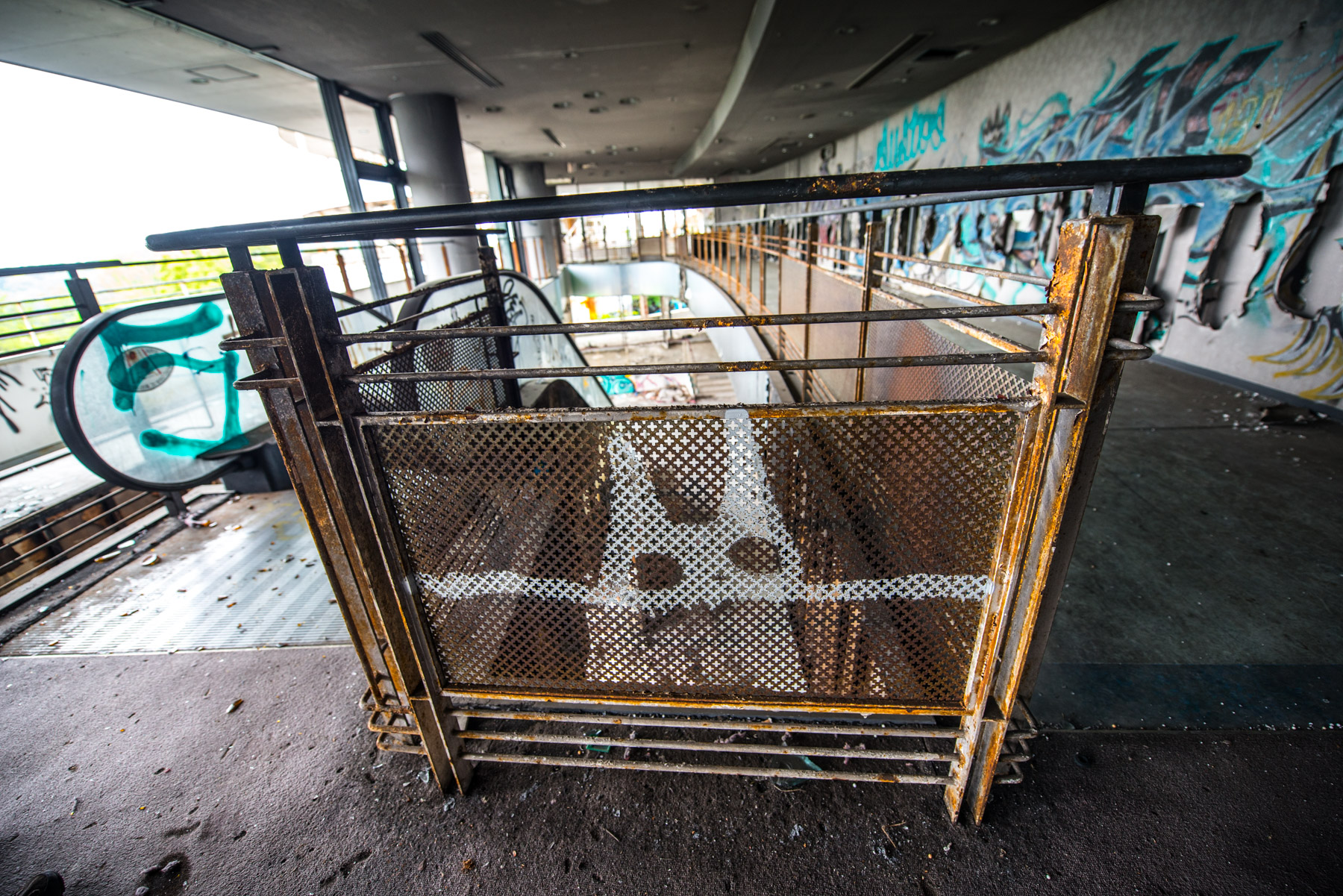 abandoned, chugoku, haikyo, hotel, japan, japanese, okayama, ruin, urban exploration, urbex