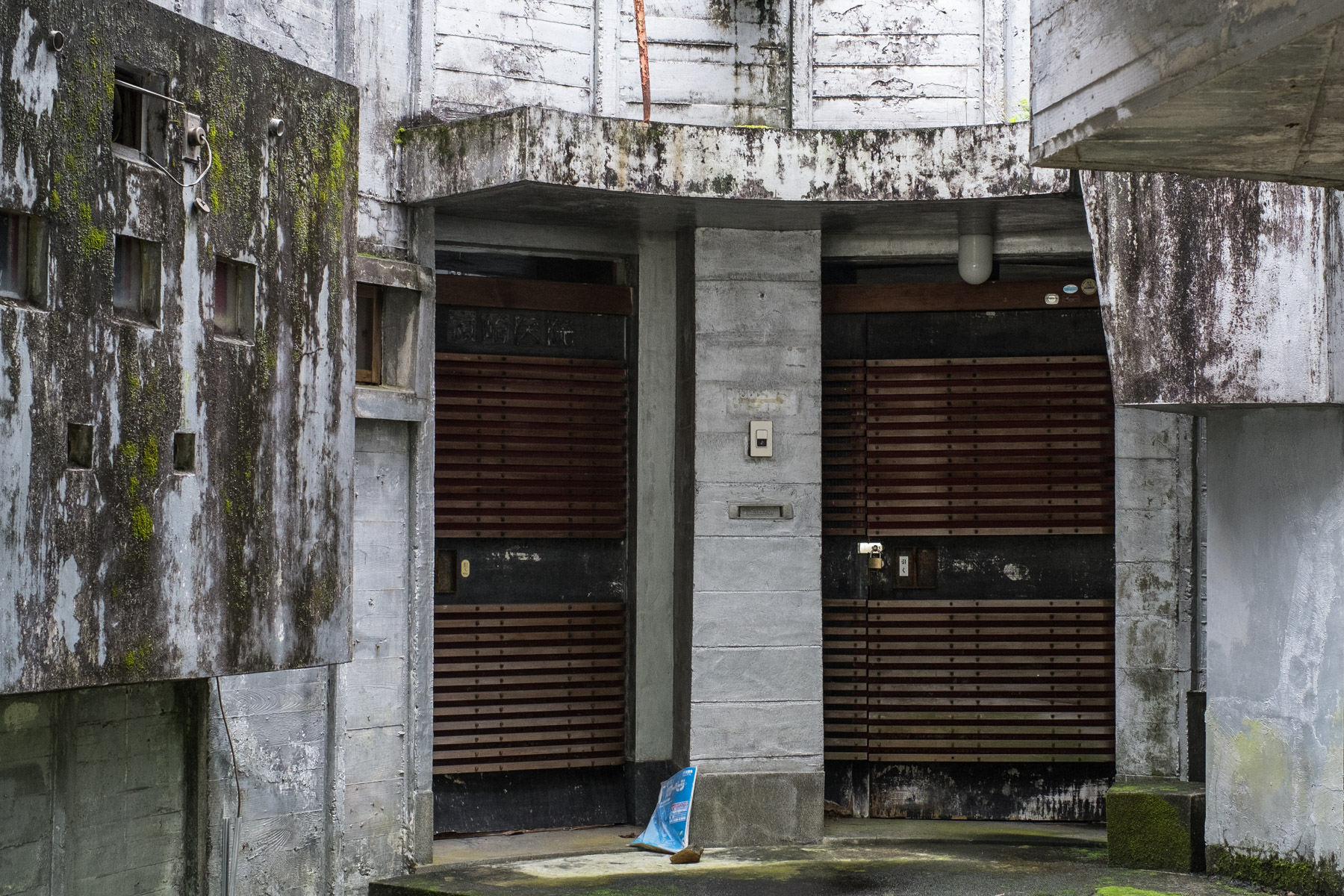 abandoned, chubu, haikyo, hospital, izu peninsula, japan, japanese, ruin, shizuoka, urban exploration, urbex