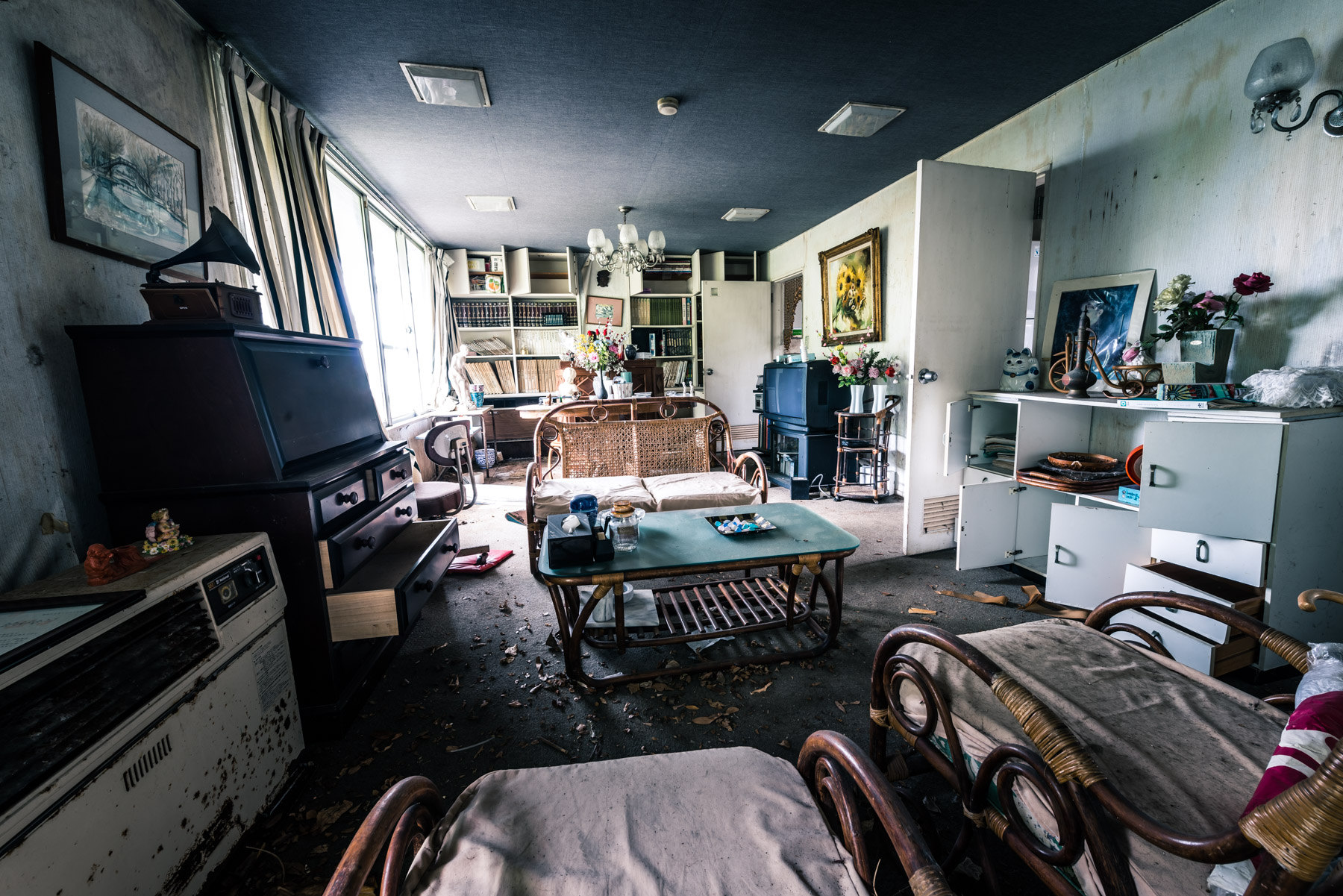 abandoned, haikyo, ruin, urban exploration, urbex