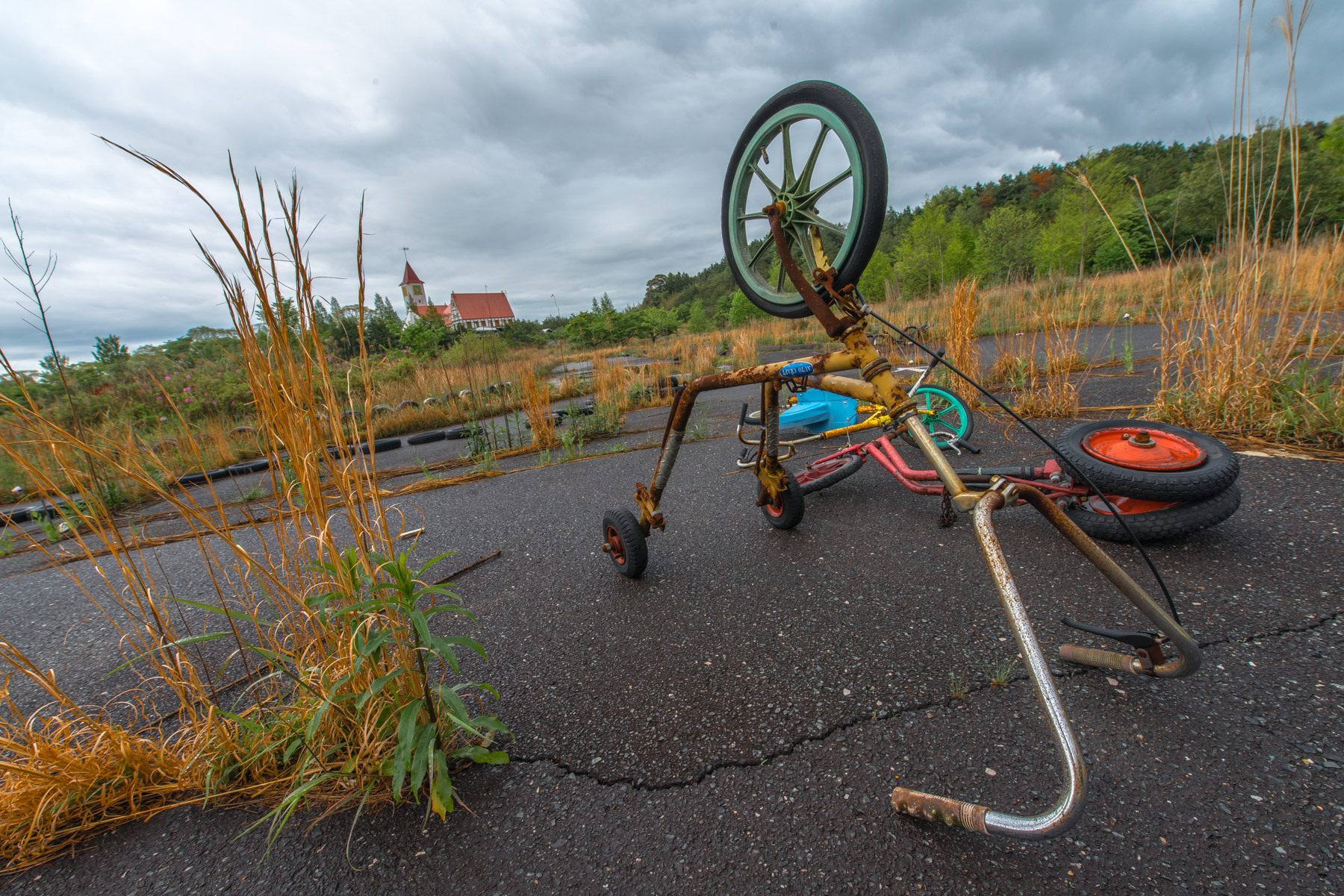 abandoned, amusement-park, attraction-park, chugoku, haikyo, japan, japanese, ruin, theme-park, urban exploration, urbex, yamaguchi