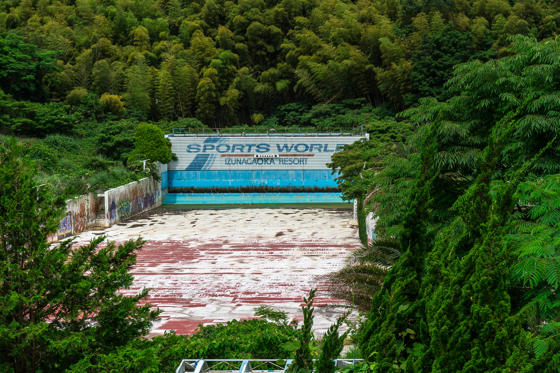 abandoned, amusement-park, attraction-park, chubu, haikyo, izu peninsula, japan, japanese, ruin, shizuoka, theme-park, urban exploration, urbex