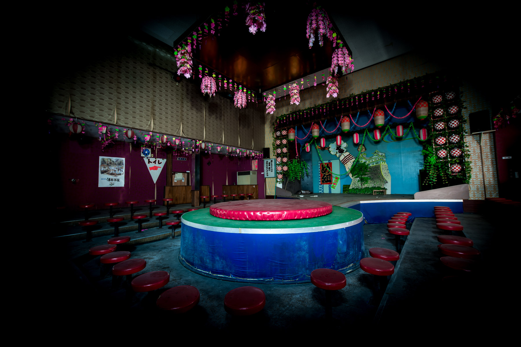 abandoned, chugoku, haikyo, japan, japanese, okayama, ruin, sex-industry, strip-club, urban exploration, urbex