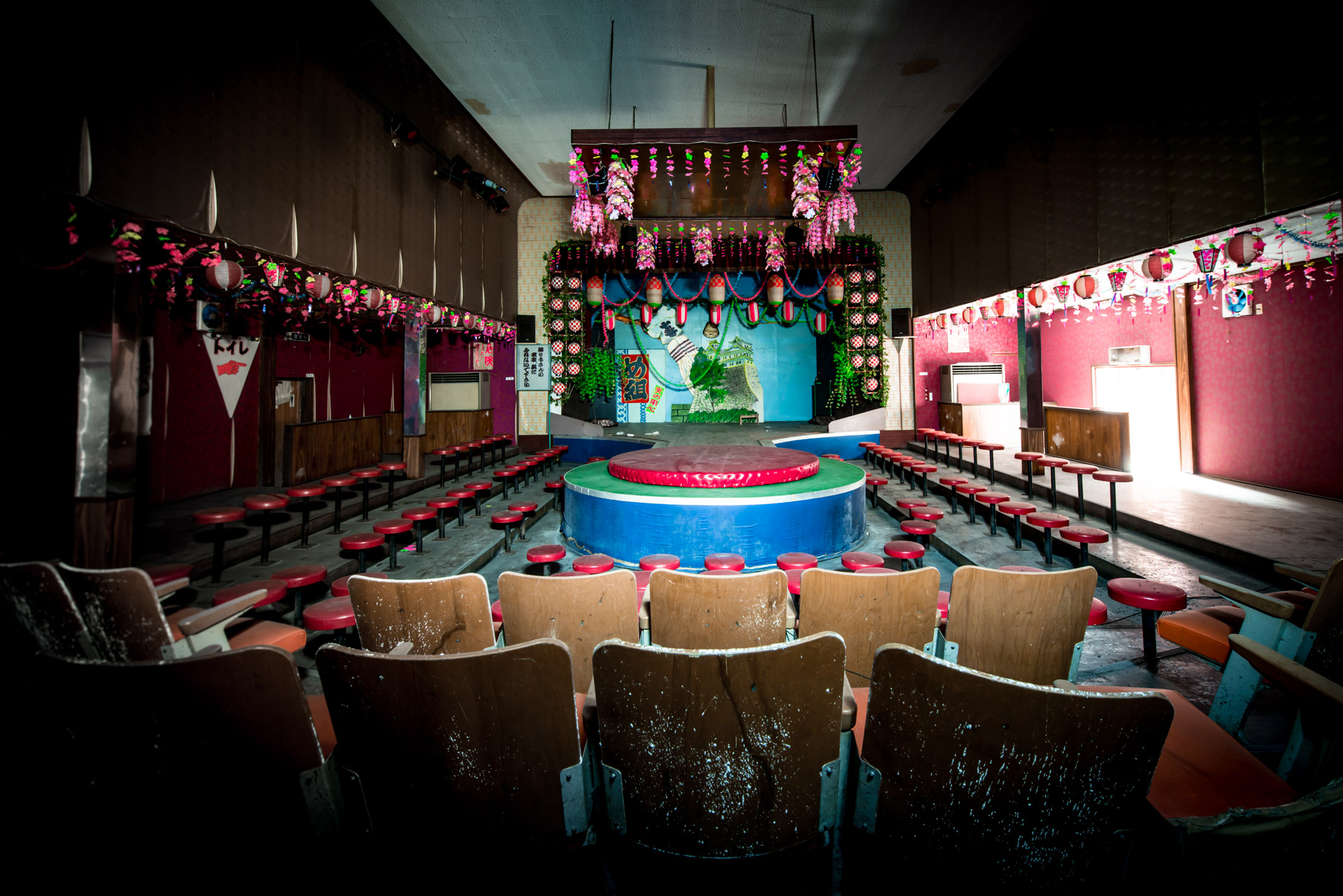abandoned, chugoku, haikyo, japan, japanese, okayama, ruin, sex-industry, strip-club, urban exploration, urbex