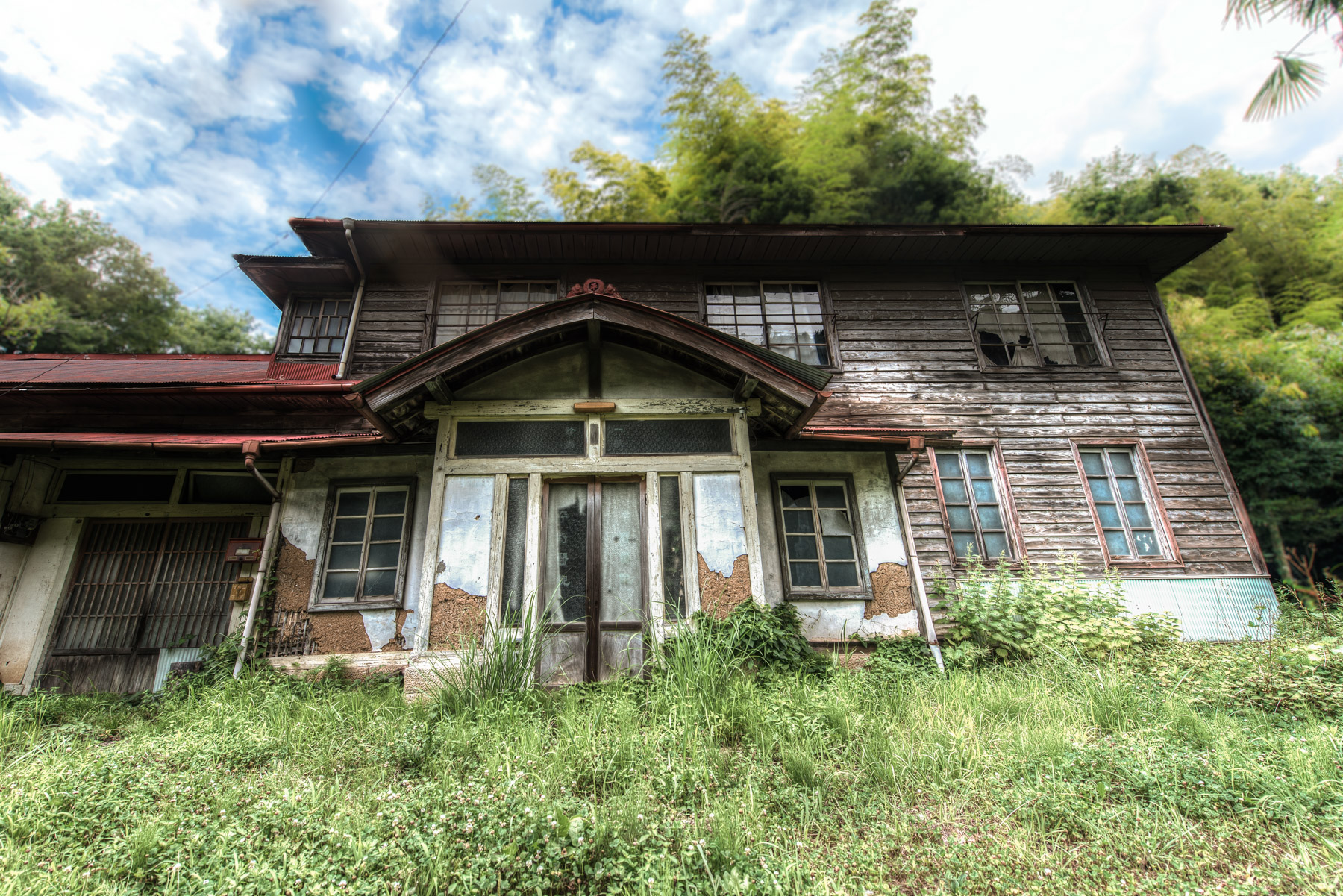 abandoned, haikyo, hospital, ruin, urban exploration, urbex