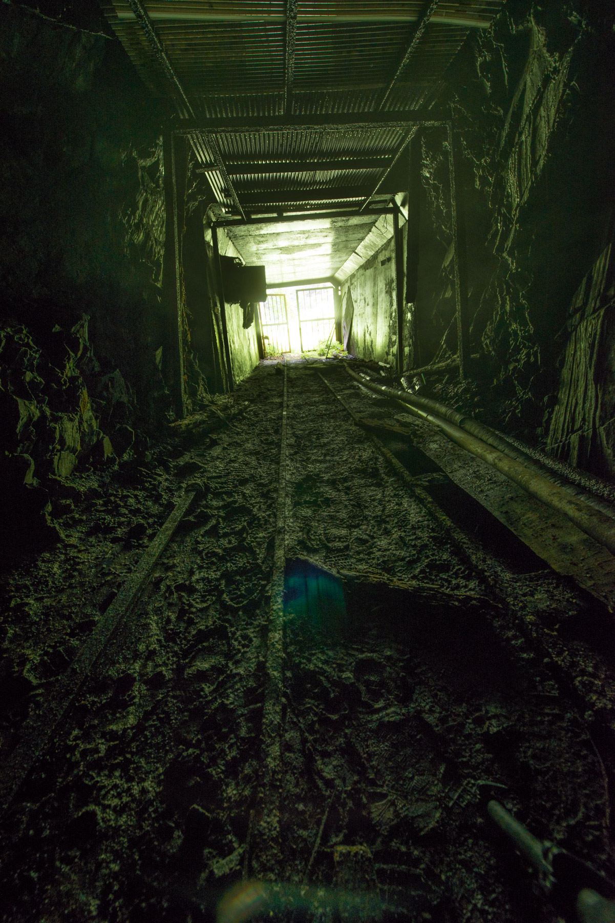 abandoned, haikyo, ruin, urban exploration, urbex