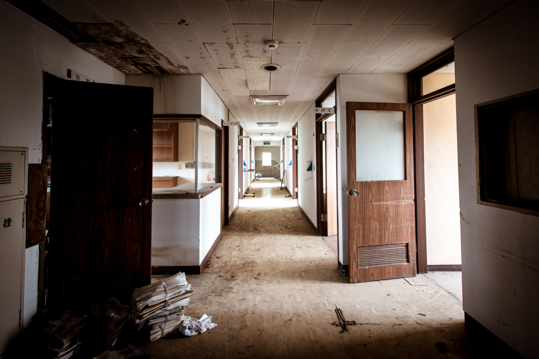 abandoned, haikyo, hospital, ruin, urban exploration, urbex