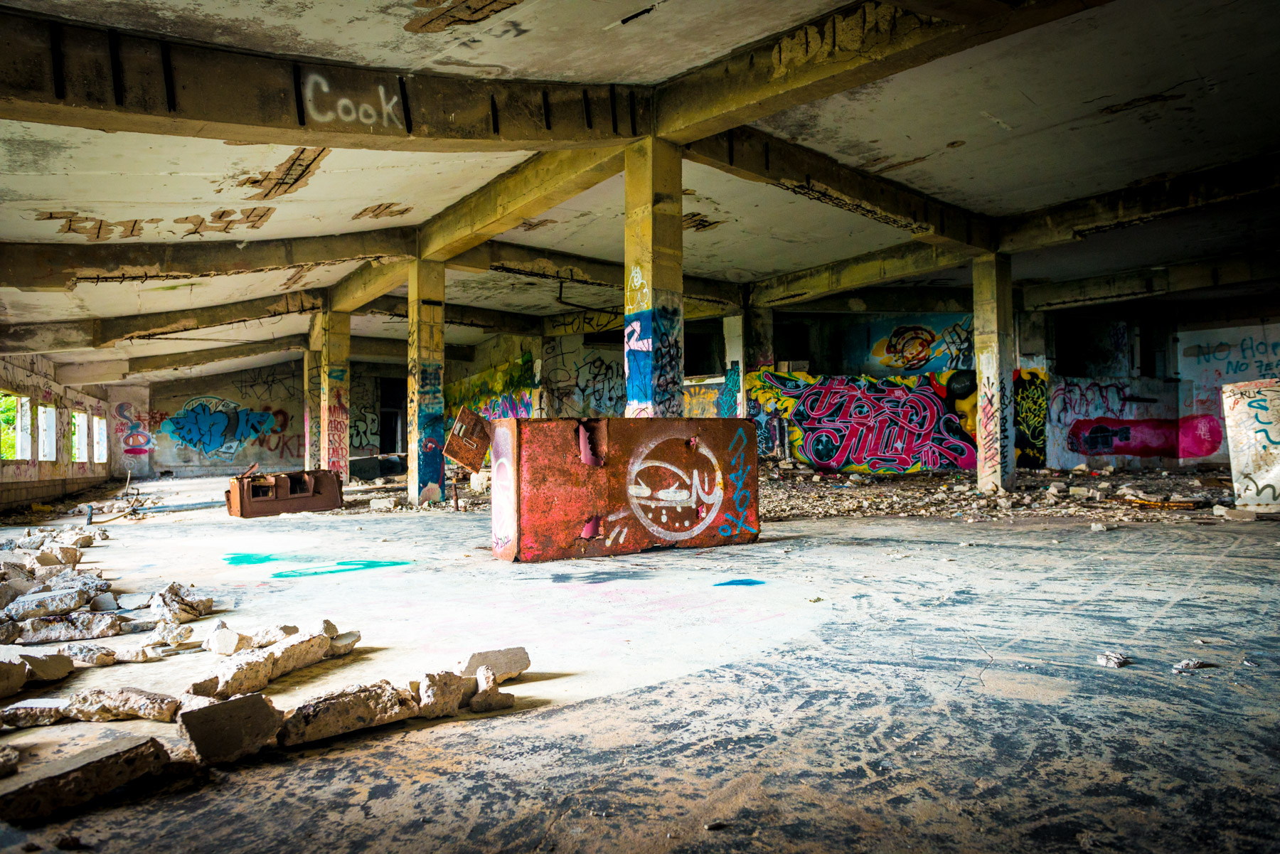 abandoned, haikyo, hotel, japan, japanese, kyushu, okinawa, ruin, urban exploration, urbex