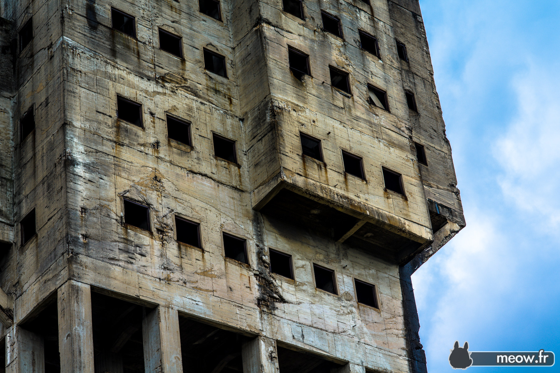Shime Coal Mine Close-Up