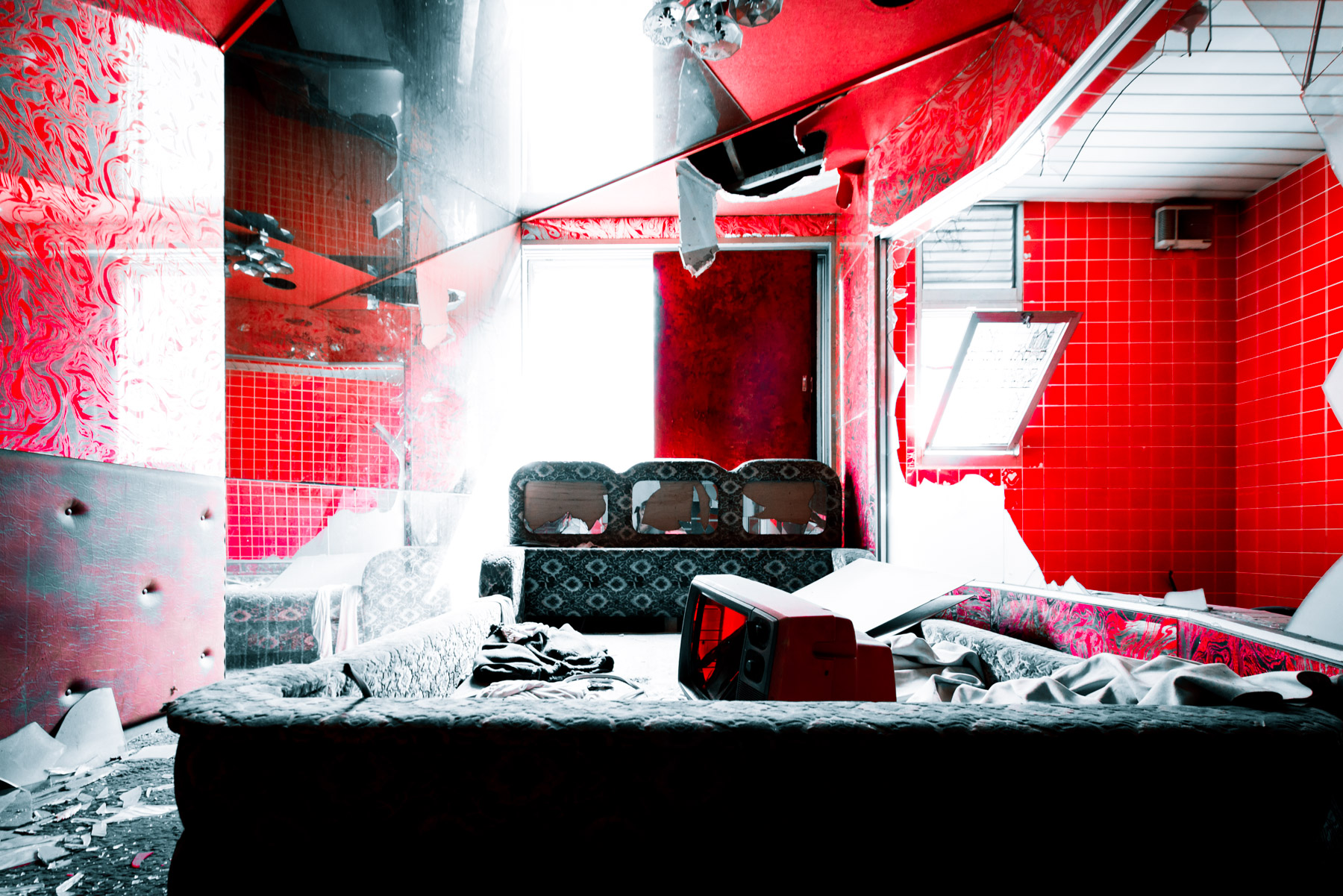 abandoned, haikyo, love-hotel, ruin, sex-industry, urban exploration, urbex