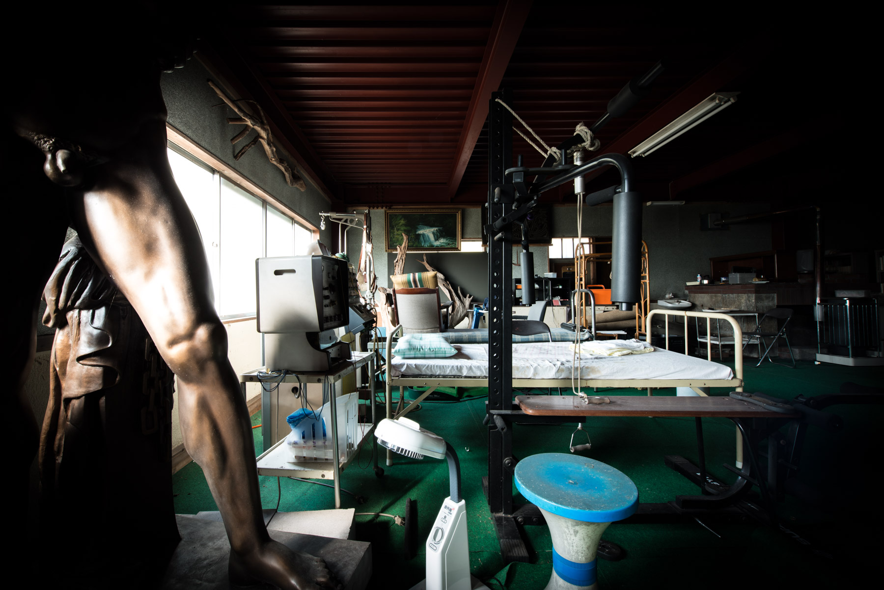 abandoned, haikyo, hospital, ruin, urban exploration, urbex