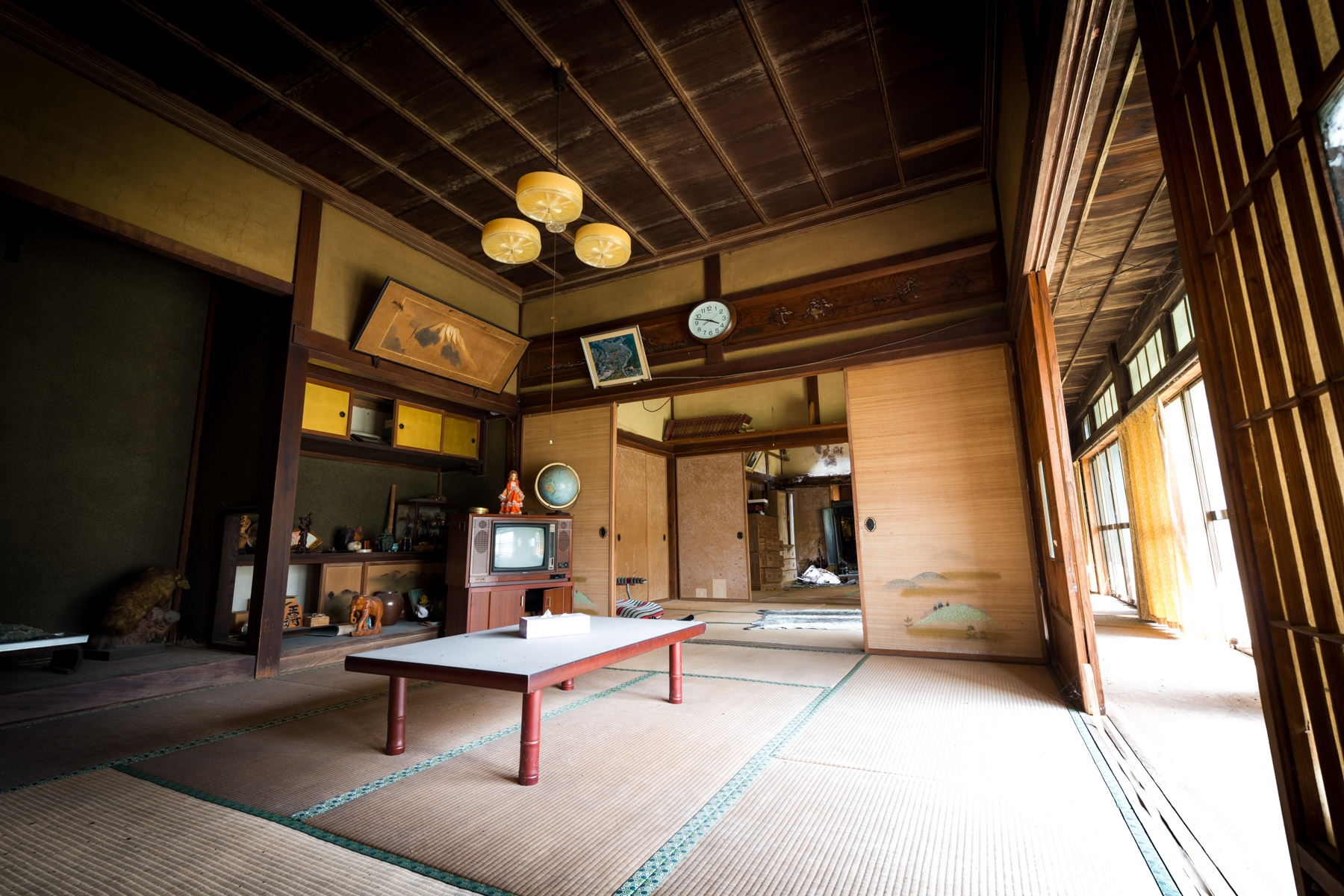 abandoned, haikyo, hospital, ruin, urban exploration, urbex