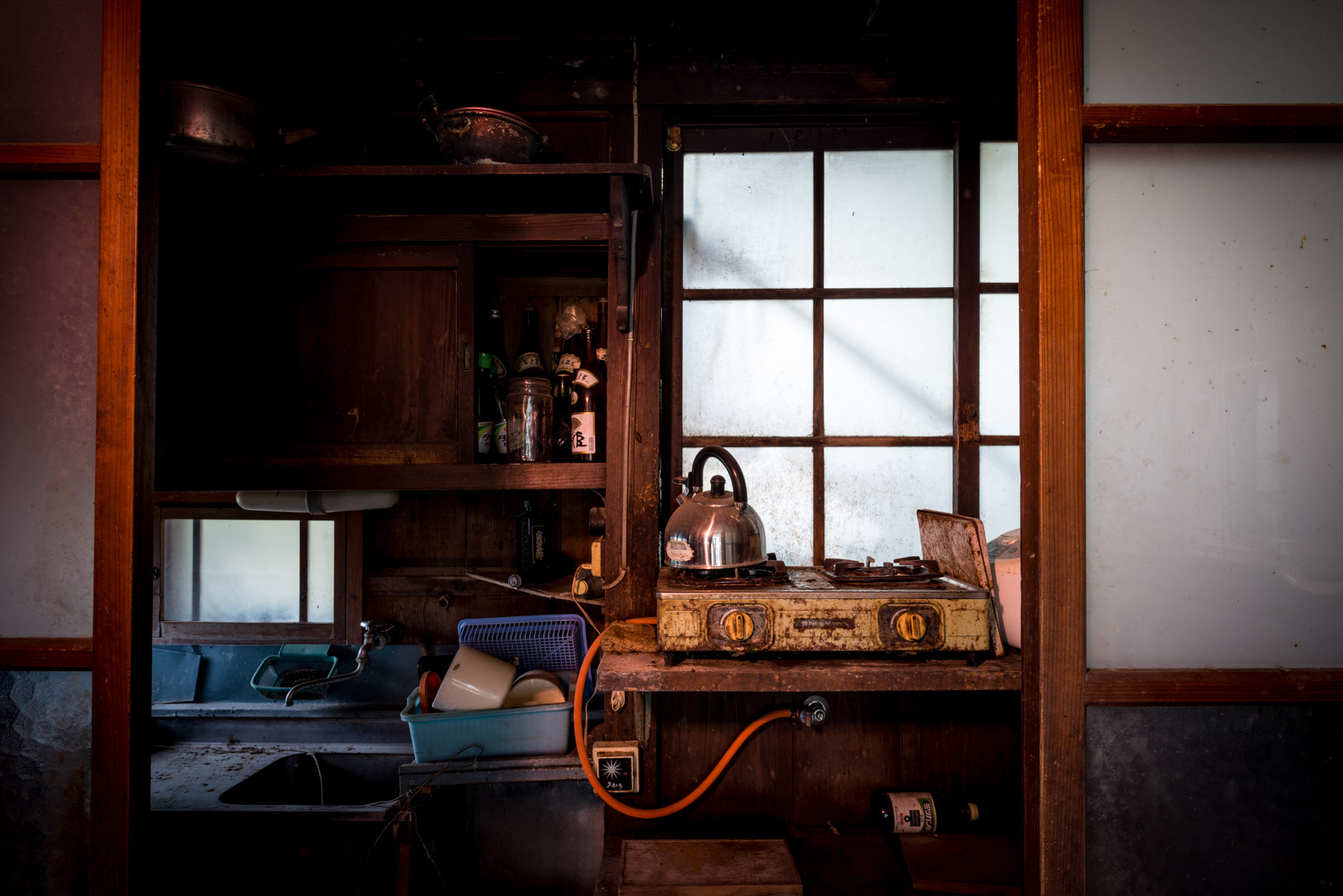 abandoned, haikyo, hospital, ruin, urban exploration, urbex