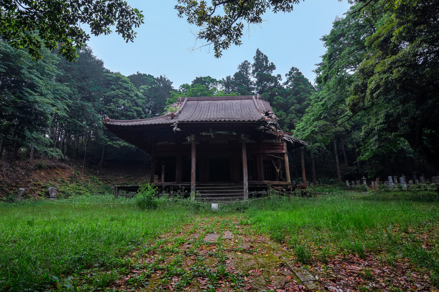 abandoned, haikyo, religion, religious, ruin, spiritual, temple, urban exploration, urbex