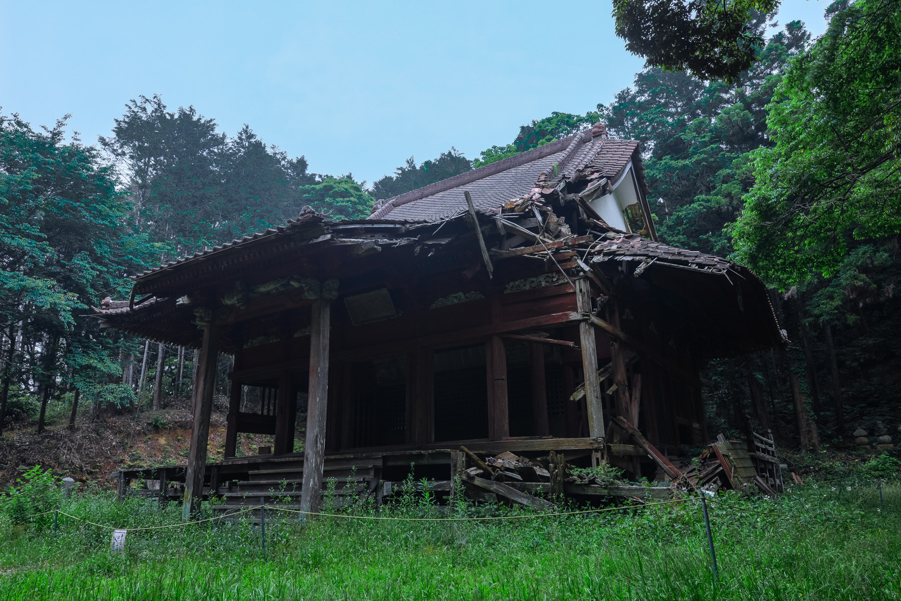 abandoned, haikyo, religion, religious, ruin, spiritual, temple, urban exploration, urbex