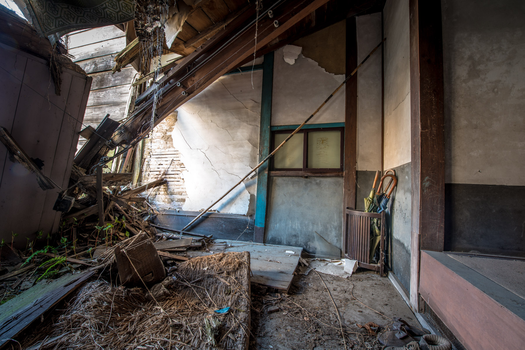 abandoned, chugoku, haikyo, hospital, japan, japanese, okayama, ruin, urban exploration, urbex