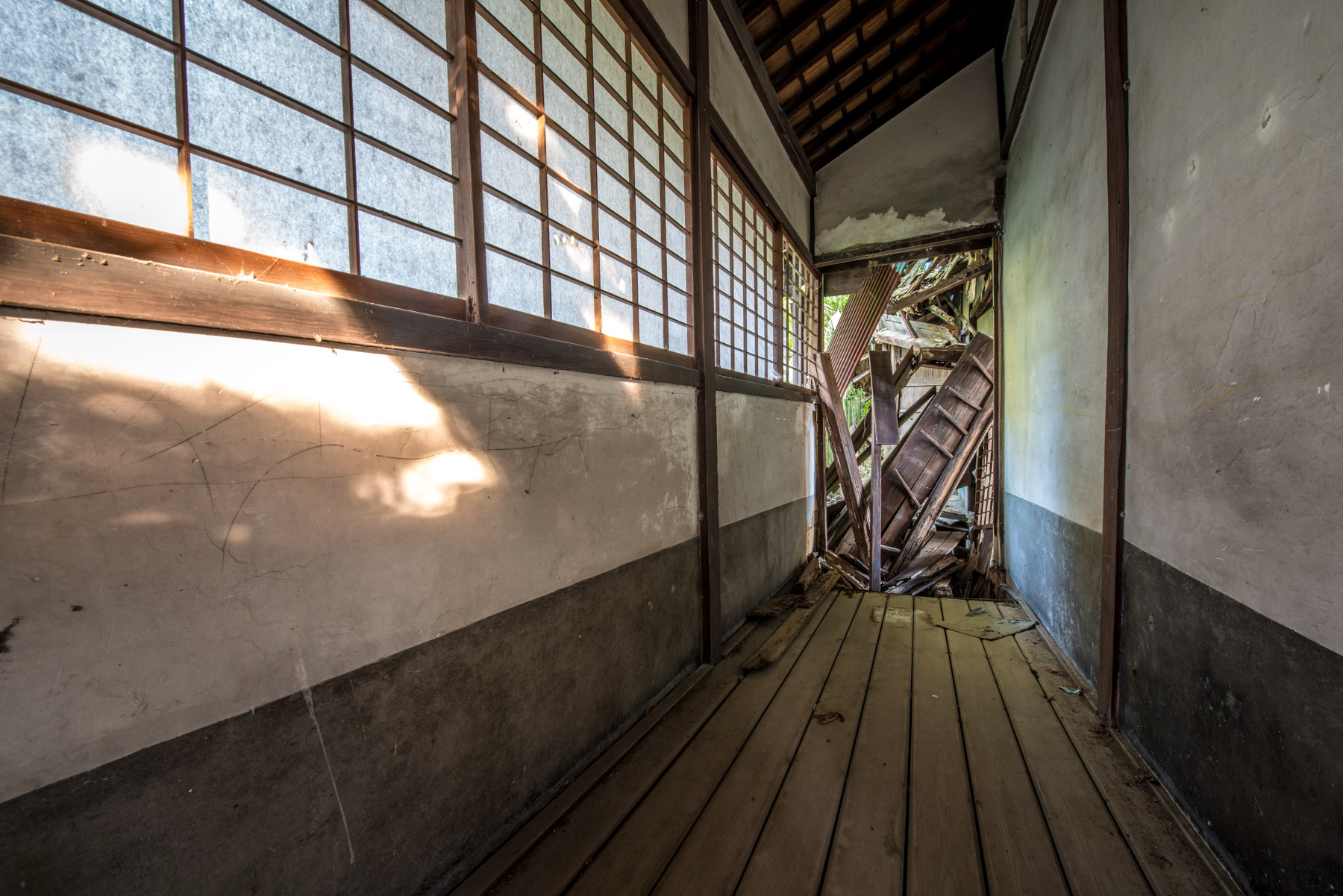 abandoned, chugoku, haikyo, hospital, japan, japanese, okayama, ruin, urban exploration, urbex