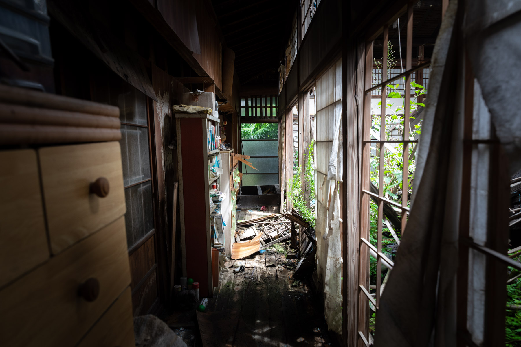 abandoned, haikyo, hospital, japan, japanese, kumamoto, kyushu, ruin, urban exploration, urbex