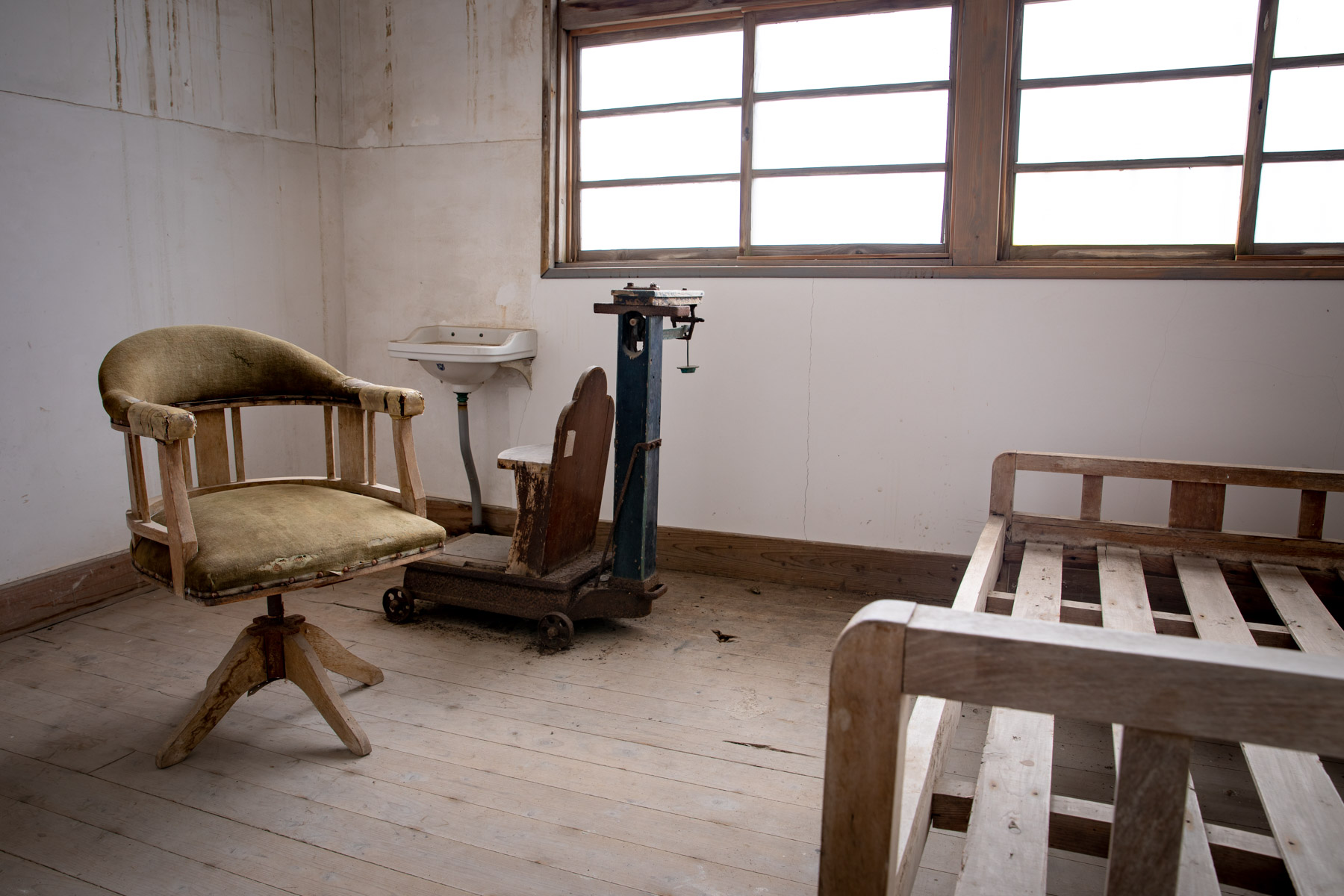 abandoned, haikyo, japan, japanese, niigata, prison, ruin, sado, tohoku, urban exploration, urbex