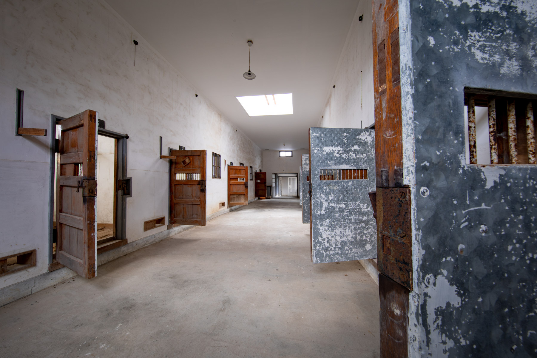 abandoned, haikyo, japan, japanese, niigata, prison, ruin, sado, tohoku, urban exploration, urbex