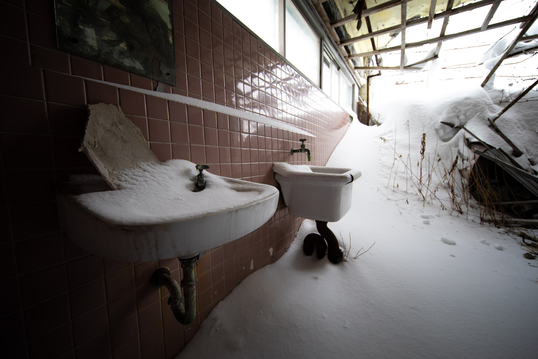 abandoned, factory, haikyo, hokkaido, japan, japanese, ruin, snow, urban exploration, urbex, winter