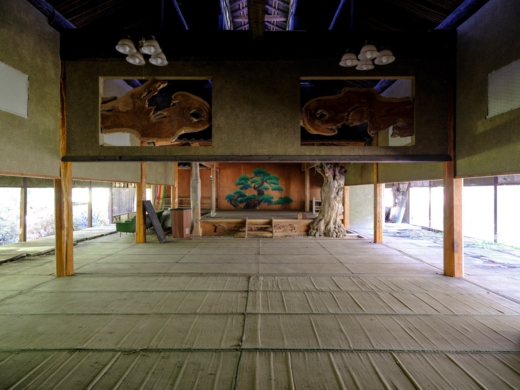 abandoned, chubu, haikyo, japan, japanese, nagano, ruin, theater, urban exploration, urbex