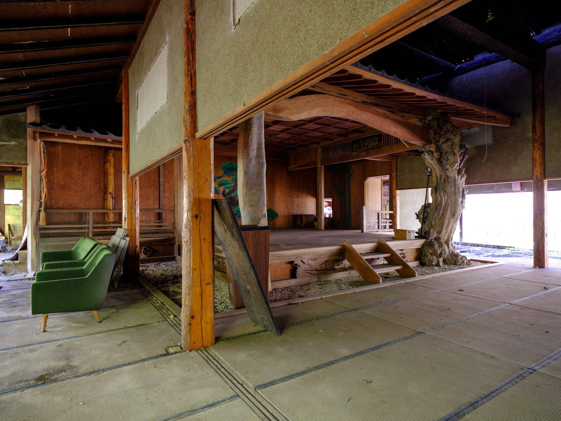 abandoned, chubu, haikyo, japan, japanese, nagano, ruin, theater, urban exploration, urbex