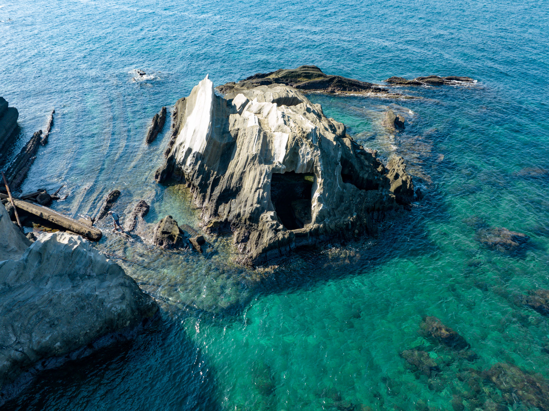 abandoned, haikyo, natural, nature, ocean, ruin, sea, underground, urban exploration, urbex