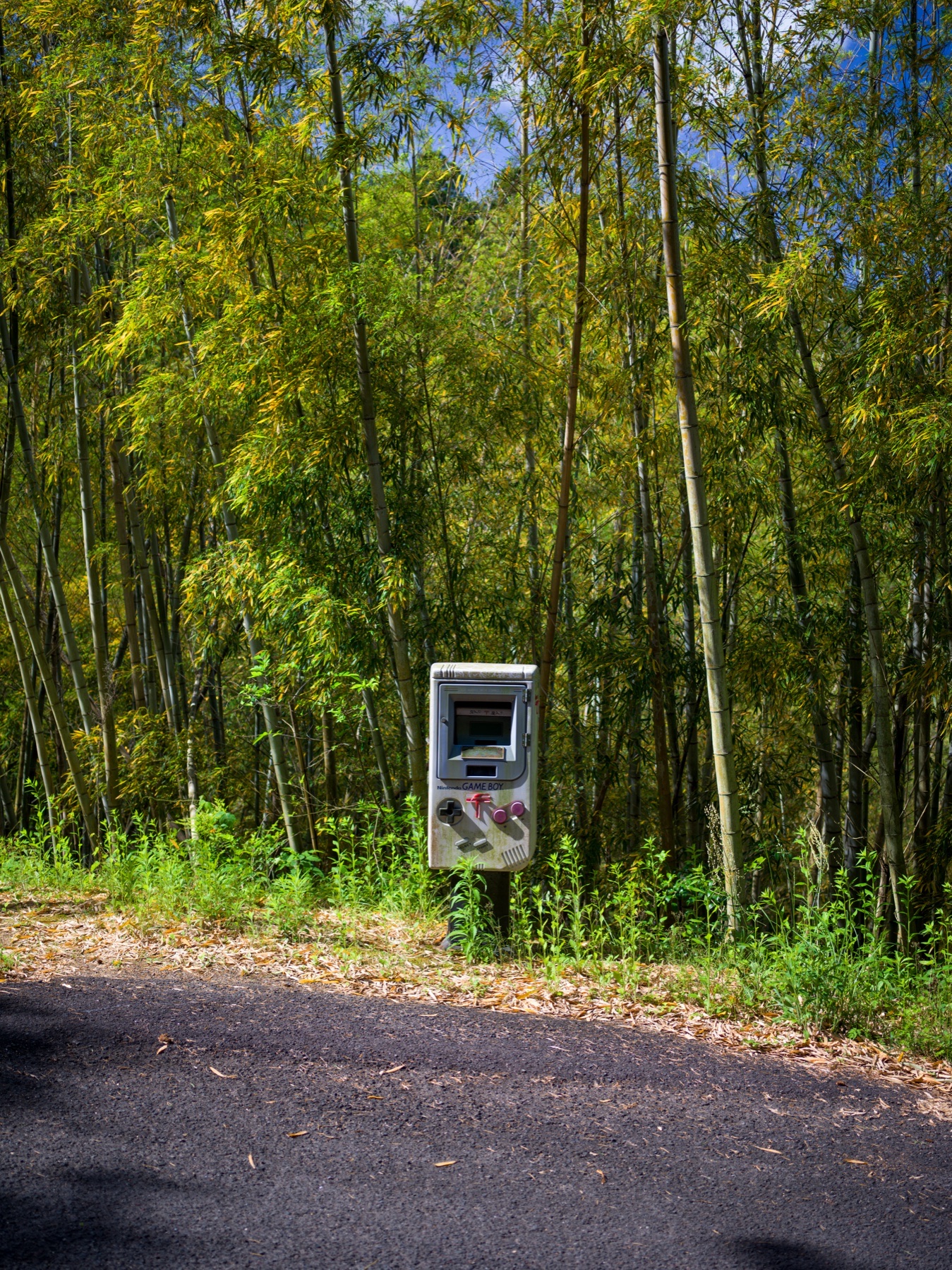 abandoned, game, gameboy, haikyo, japan, japanese, letterbox, ruin, thing, urban exploration, urbex