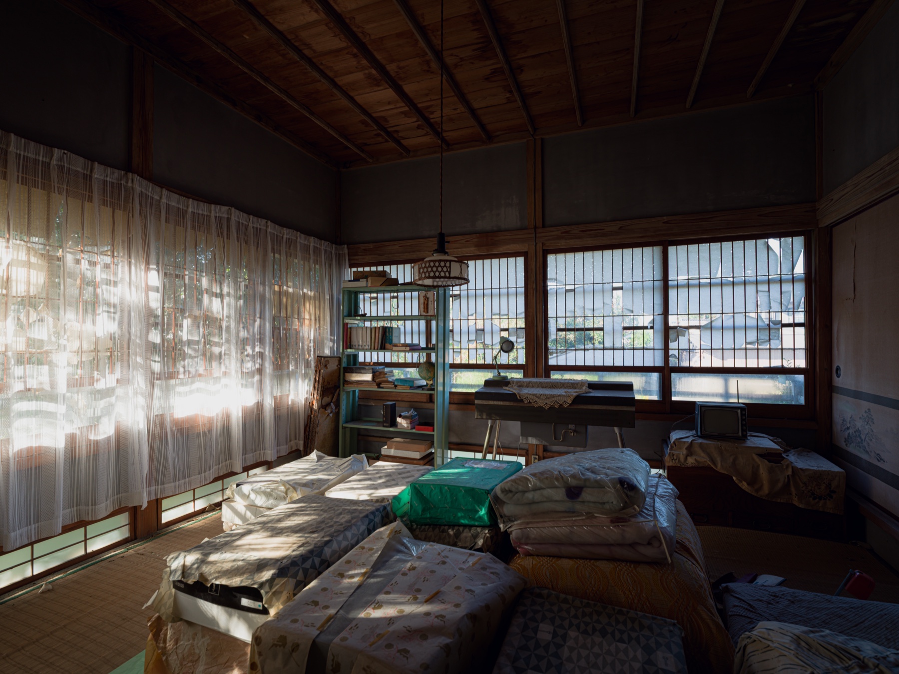 abandoned, clinic, haikyo, hospital, japan, japanese, ruin, urban exploration, urbex, wooden
