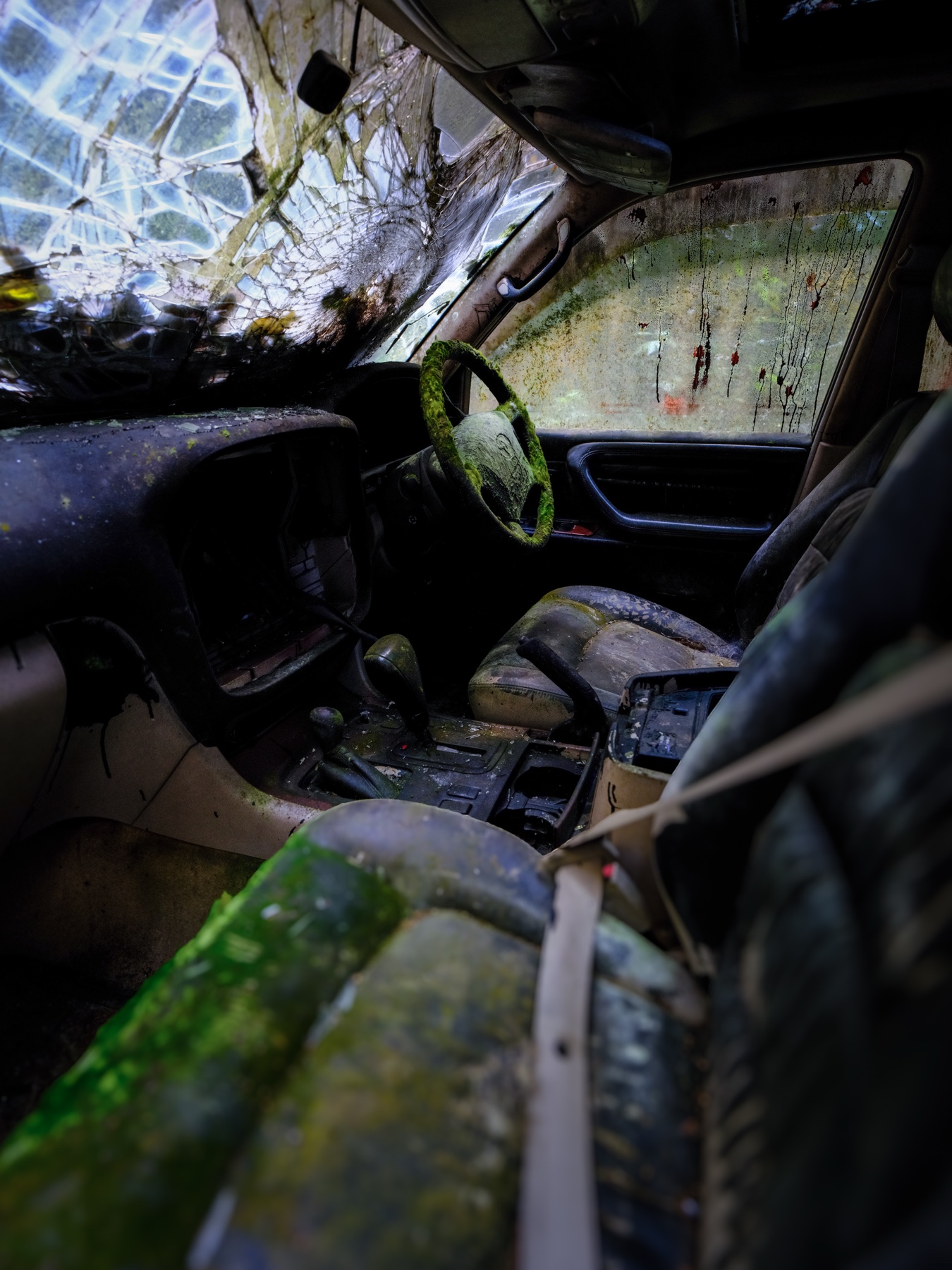 abandoned, car, haikyo, japan, japanese, ruin, urban exploration, urbex, vehicle